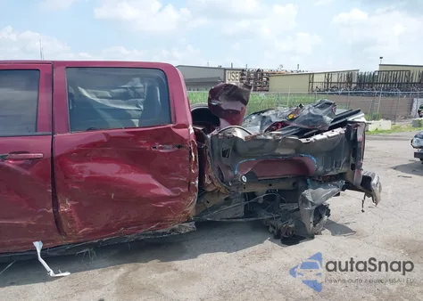 2014 Chevrolet Silverado 1Lt z USA, uszkodzony, nr VIN 3GCPCREHXEG443073